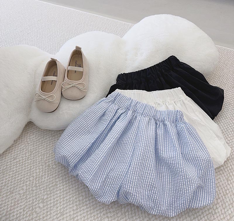 送料無料 ベビー ブルマパンツ おむつカバー ショートパンツ かぼちゃパンツ オーバーパンツ べビー服 赤ちゃん ボトムス ベビーウェア 子供服 こども服 男児 女児 男女 短パンツ バルーンパンツ かわいい ベビー服 シンプル 無地 普段着 楽天海外通販