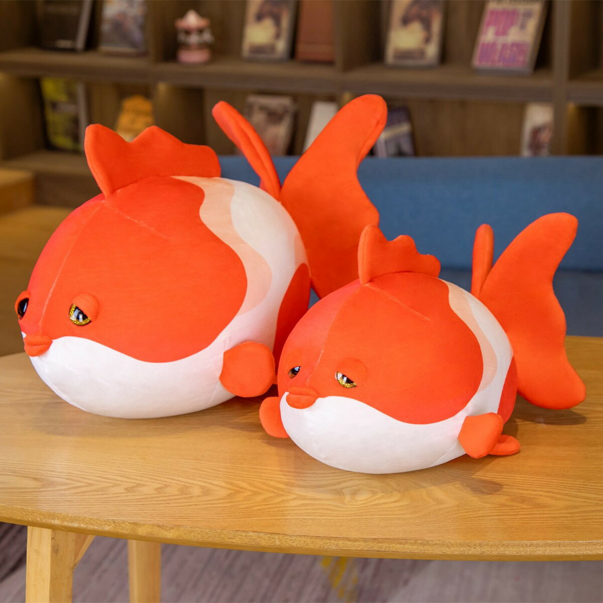 【35cm】送料無料 ぬいぐるみ 全2カラー 金魚 キンギョ きんぎょ きんとと きんうお goldfish 抱き枕 クッション 子供 おもちゃ 動物 可愛い 彼女に ふわふわで癒される 柔らか 心地いい プレゼント ギフト 楽天海外通販