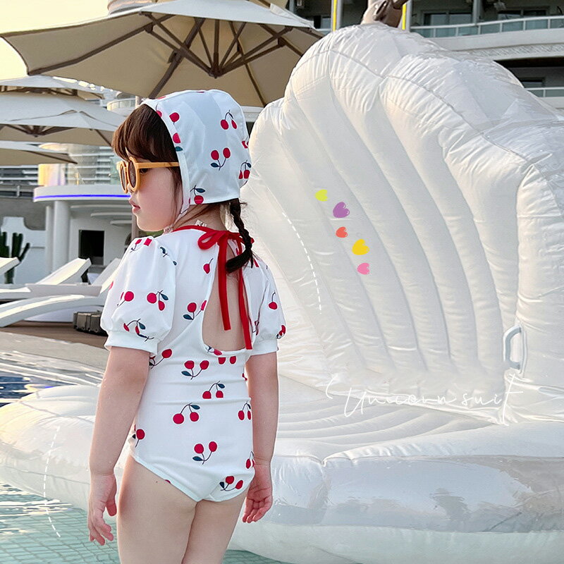 送料無料 2022 New Arrival 子供水着 90~130cm サクランボ 桜んぼ チェリー cherry キャップ付き ワンピース水着 子ども ジュニア ラッシュガード 水着 女の子 ワンピース 女の子 ガールズ 子供 キッズ 水着 子ども用 水着 スクール水着 みずぎ ベビー水着 楽天海外通販
