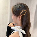 送料無料 ヘアピン スリーピン おしゃれ パッチンピン PUレザー 5色 留め ヘアクリップ 大きめ 変形 フレーム ヘアアクセサリー 髪留め まとめ髪 大人可愛い シンプル ファッション お洒落 クリスマス プレゼント 結婚式 大人っぽい 小物 楽天海外通販
