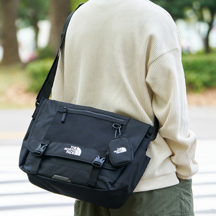 ノースフェイス バッグ メンズ レディース ショルダーバッグ ブラック SUPER MESSENGER BAG L NN2PR00J-BLK THE NORTH FACE A4対応