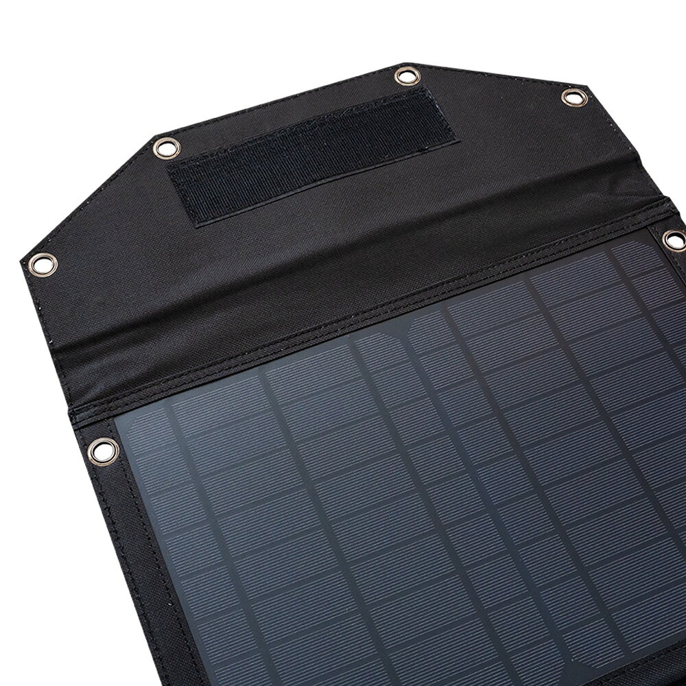 折りたたみソーラーパネル【50W】ケーブル・コネクタセット付 単結晶シリコン太陽電池使用 コンパクト 持ち運び 持ち運びに便利な折りたたみソーラーパネル。 USBポートとDCポートを搭載し、スマホやタブレットはもちろんノートパソコン、ポータブル電源等への充電が可能。低光量の屋外環境で発電でき、キャンプといったアウトドアシーンの他、防災グッズとして災害時の非常用電源としてもおすすめです。 単結晶シリコン太陽電池使用。 2