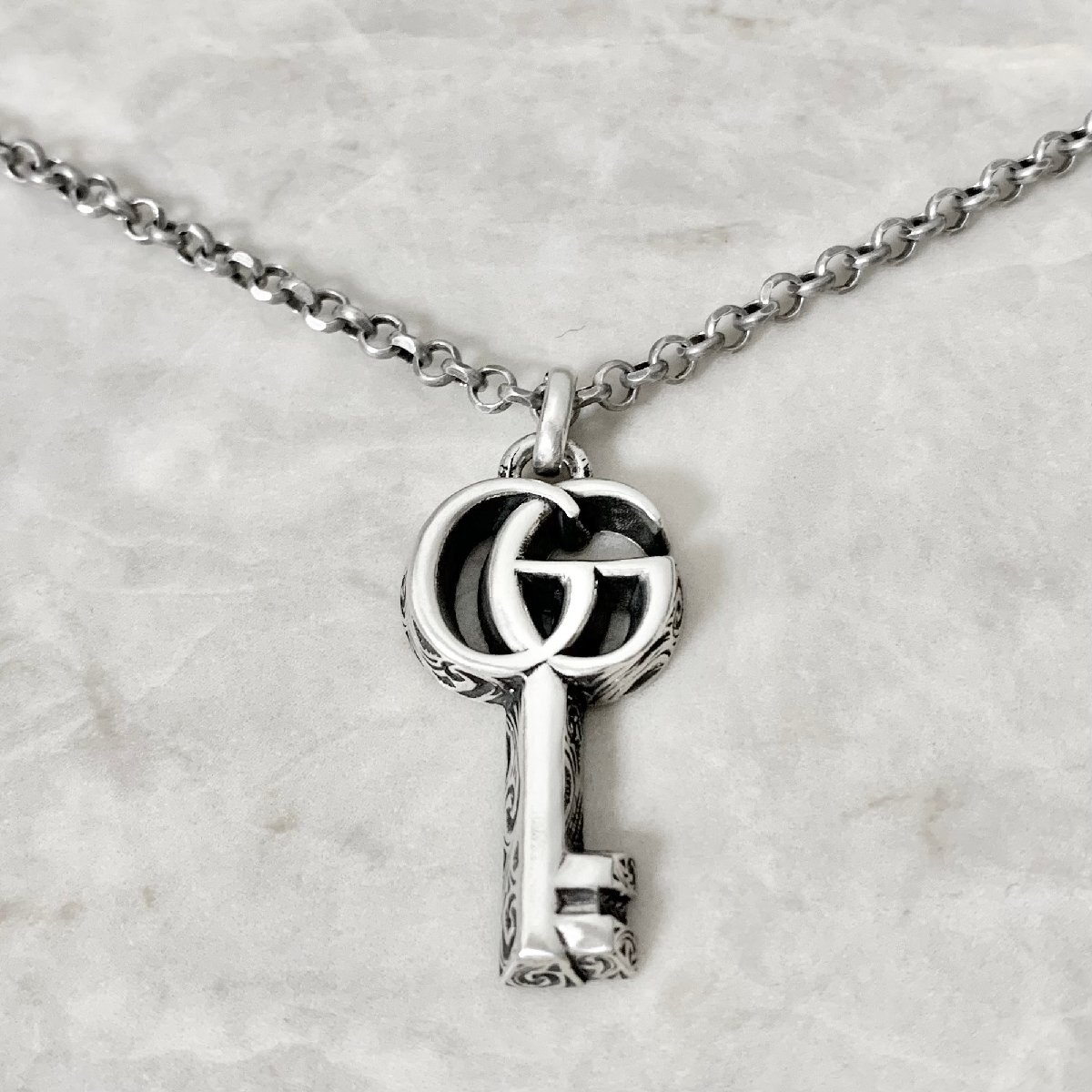 グッチ ネックレス GG アラベスク カギ 鍵 キー シルバー 銀 925 SV 【中古】