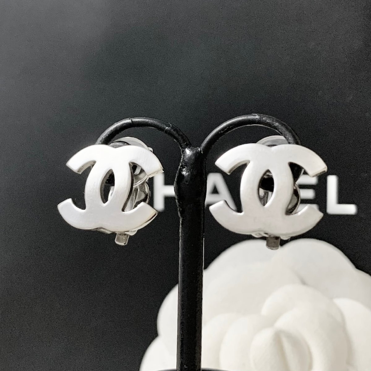 ⚪︎CHANEL シャネル ロゴ イヤリング シルバー 925 片耳 楽天市場】シャネル イヤリング 片方の通販