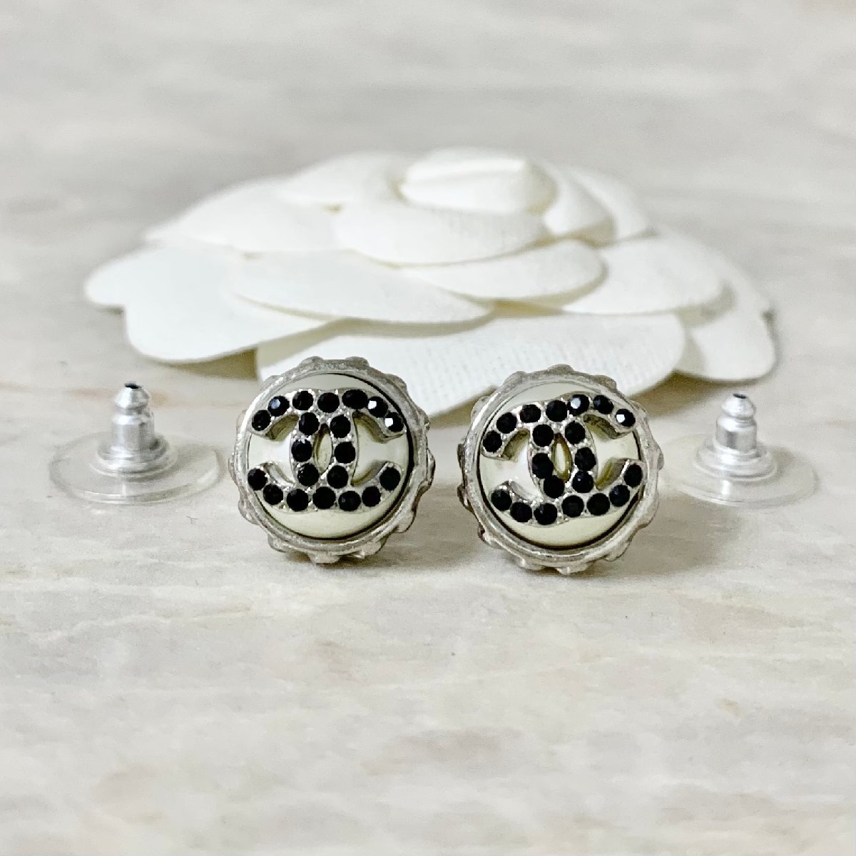 【Chanel】CCロゴマルチストーンピアス パール レディース・中古 楽天市場】シャネル ピアス パール 中古の通販