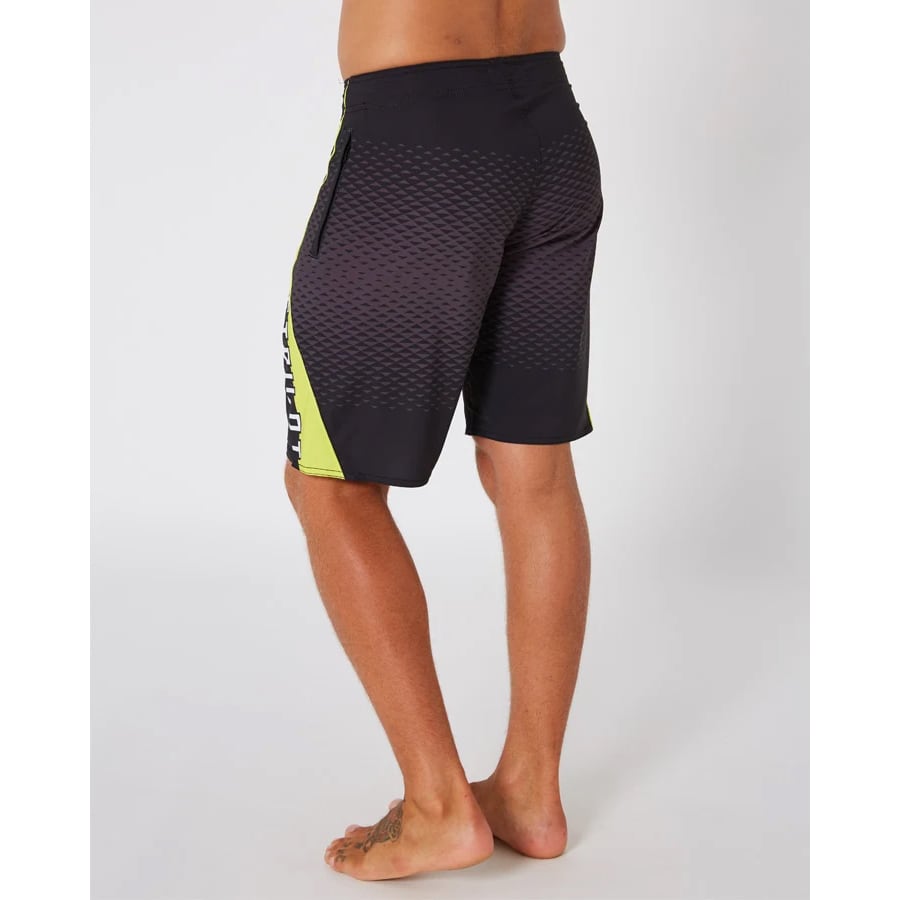 JETPILOT（ジェットパイロット）ストリームライナー ボードショーツ（ブラックイエロー） ＃S23900　*水着 *海パン