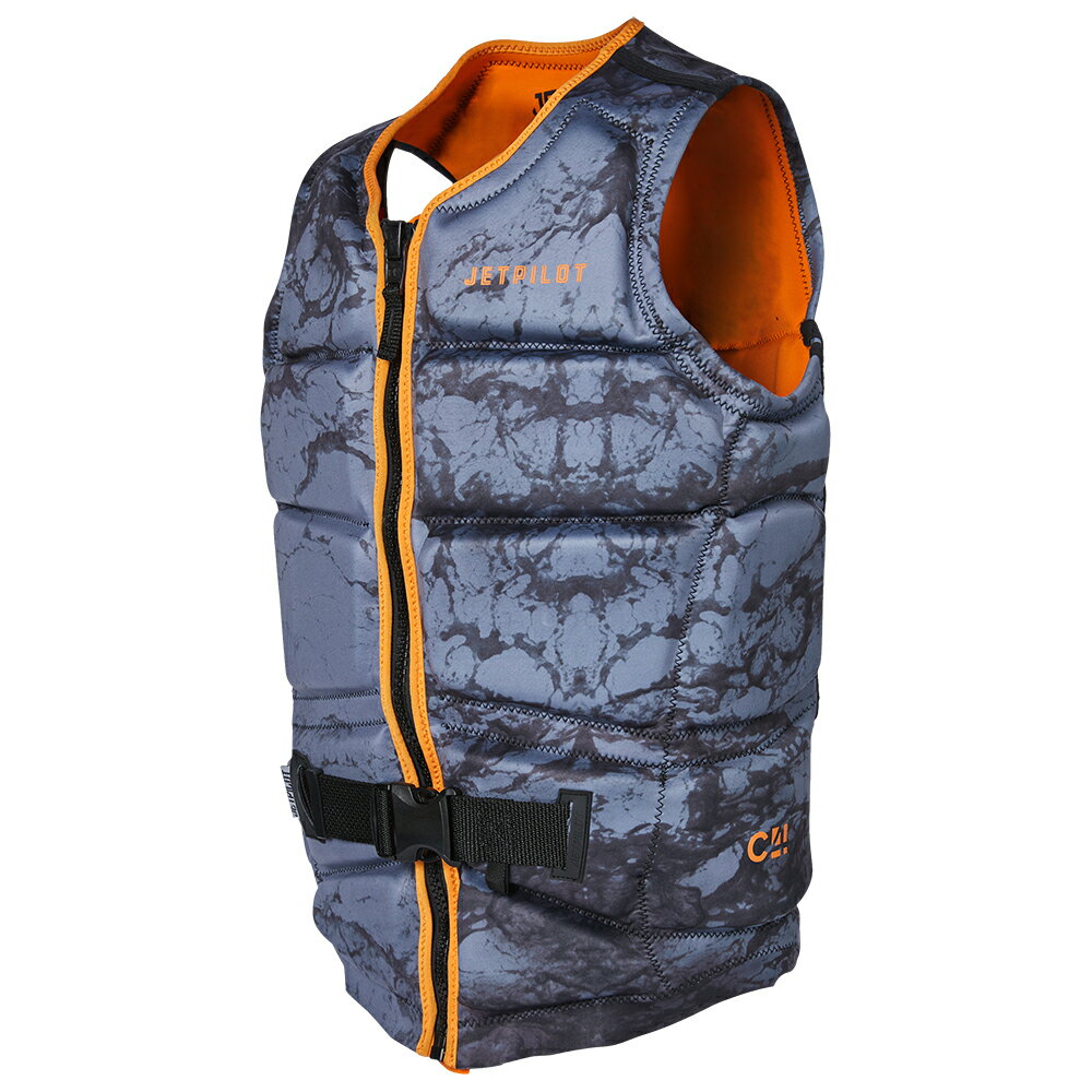 ■JA22147 ■C4 F/E NEO VEST（C4 F/E ネオ ベスト） ■ルーイ シグニチャーのインパクトベストはクラック柄デザインでデザイン性も楽しめます ●ルーイ ワット シグニチャーモデル ●100%フレックスライト ウルトラネオプレン ●PKロックジッパー ●フリーライト 浮力フォーム ●アナトミカルフィット ≪オススメ Point!≫ ・ デザイン性を求める方 ・ 運動性の高いインパクトベストをお探しの方 ・ ウェイクボードやSUP、フォイルボード好きの方 ※このインパクトベストはウェイクボード、SUPなどにご使用いただけます。 その他の乗り物については、それぞれの規則に従った製品をお選びください。 ■サイズ S：肩幅44.5cm 胸囲93cm 体重65kg M：肩幅47cm 胸囲98cm 体重72kg L：肩幅49.5cm 胸囲103cm 体重80kg XL：肩幅52cm 胸囲108cm 体重88kg 2XL：肩幅54.5cm 胸囲115cm 体重95kg 3XL：肩幅57.5cm 胸囲120cm 体重100+kg ※サイズは、あくまでも目安となります。 【商品の納期について】 《在庫がある場合》 1〜2営業日にて出荷致します。 ※実店舗と在庫を共有しております。 タイミングによっては完売の場合もございます。 予めご了承ください。 《取り寄せ表示の場合》 通常2〜5日での入荷になります。 状況や商品によって既にメーカー完売となってしまっている可能性がございます。 その場合はご連絡致します。 予めご了承ください。 【画像についてのご注意】 ※写真の撮り方、パソコン（スマートフォン）の画面環境により、実商品の色みが違って見える場合がございます。 ※メーカーHP画像・カタログ画像を使用している場合も多くございます。 予告なく仕様が変更になる場合がございますので、参考としてください。 また、弊社撮影の画像につきましても、継続モデル等で仕様が変更になっている場合もございます。 画像につきまして、疑問がある場合はお問い合わせください。