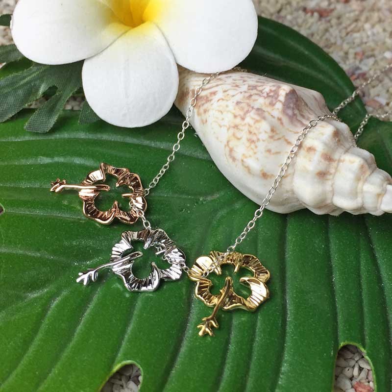 【30日 全商品 ポイント 2倍】 ハワイアンジュエリー 3連ハイビスカスシルバーネックレス チェーン付き シルバーペンダントハワインアクセサリー レディース ...