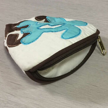 【1日はエントリーで店内P7倍!クーポン有】 ハワイアンキルト Hawaiian Quilt ホヌ柄コインケース 財布 小銭入れ 小物入れ がま口 文房具 新生活 入学祝 お礼 お返し ギフト プレゼント 母の日 お誕生日 記念日 寸志 敬老の日 子供の日 黄色 ピンク 水色 青 海亀