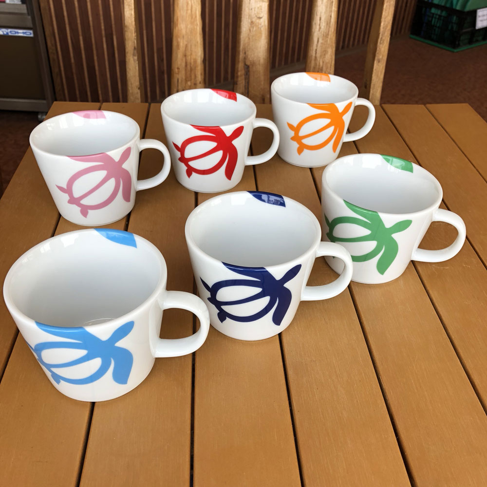 【クーポン利用で最大1、500円OFF】 ハワイアンホヌ 海亀 マグカップ フラ ハワイアン コップ ギフト プレゼント 母の日 大きめ コーヒーカップ 白 ホワイト プリント 雑貨 インテリア 記念品 記念日 お礼 お返し 寸志 父の日 クリスマス バレンタイン格安通販　バレンタイン　人気　ランキング
