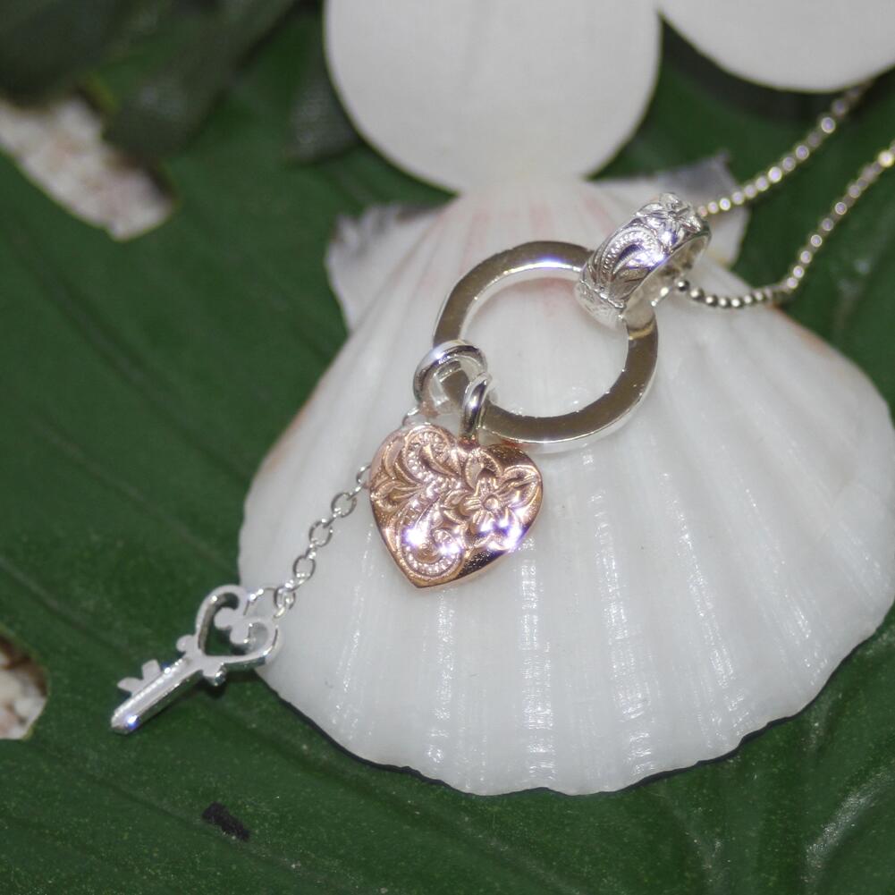 【30日 全商品 ポイント 2倍】 ハワイアンジュエリー ネックレス チェーン付き ペンダント ピンクシルバー ハート プルメリア キー レディース クリスマス...