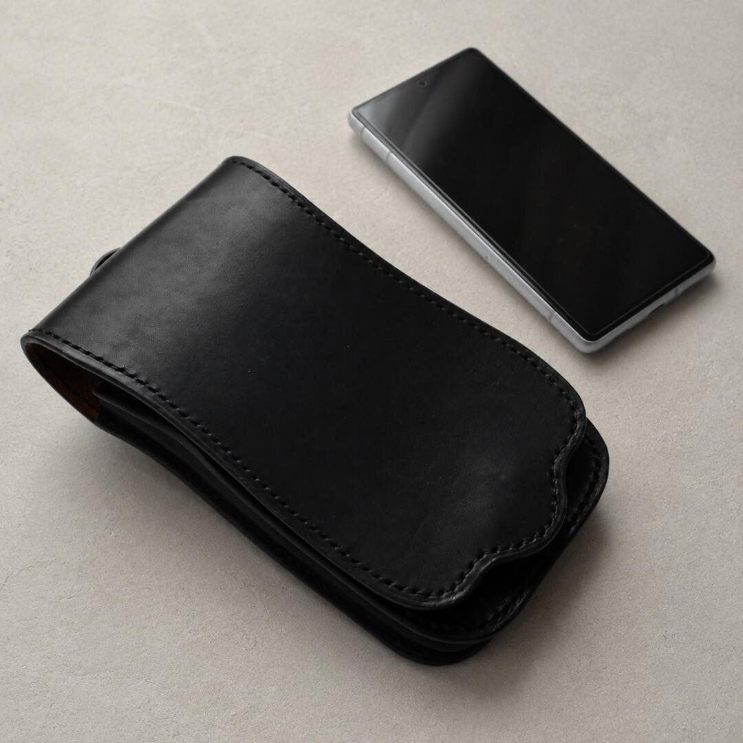 スマホホルダー ベルト 本革 縦型 スマホポーチ メンズ レディース 腰 ベルト通し Dカン付き マグネット ホック 日本製 ハンドメイド MamiMade 育てる革の物語
