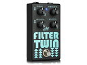 ■店舗在庫あります！即納可能!!■ FILTER TWIN DUAL ENVELOPE FILTER FILTER TWIN エンベロープ・フィルターは、「ベロシティ↑」と「ベロシティ↓」という2種類のフィルターを個別にコントロールすることができます。これら2つのコントロールによって、ベーシストは新たな表現方法を切り開くことができるでしょう。 アタック・タイムはフィルターごとに調整することができ、2種類のボイスを同時に鳴らすことも可能です。そのコントロールの柔軟性は、インプットのレンジの幅広さを実現しました。FILTER TWINはまさに、大胆かつ実験的なプレイにぴったりのペダルと言えるでしょう。 FILTER TWIN FEATURES ● 入力端子：1/4”標準ジャック x 1 ● 出力端子：1/4”標準ジャック x 1 ● コントロール：ブレンド、スレッショルド、ベロシティ↓、ベロシティ↑ ● 入力インピーダンス：1MΩ ● 出力インピーダンス： ● 電源：9V ● 外形寸法：6.8（W）× 14（D）× 5.8（H）cm ● オプション：ACアダプター（KORG KA181） 安心の国内正規流通商品 こちらの商品は国内正規流通品です。国内にてメーカー保証／サポートを受けることができます。 【Keywords】 aguilar アギュラー コンパクトエフェクター ペダルエフェクター ベースエフェクター Bass Chorus Pedal ベースコーラスペダル Dual Envelope Filter デュアルエンベロープフィルター FILTER TWIN フィルターツイン AGRO PEDAL OCTAMIZER CHORUSAURUS FUZZISTOR FILTER TWIN TLC COMPRESSOR TLC COMP N