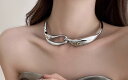 ネックレス 立体的 太い メタリック シルバー バックル チョーカー かっこいい 個性的 アクセサリー 韓国系 ロック チェーン ゴツい 凸凹 ひねり クロスデ...