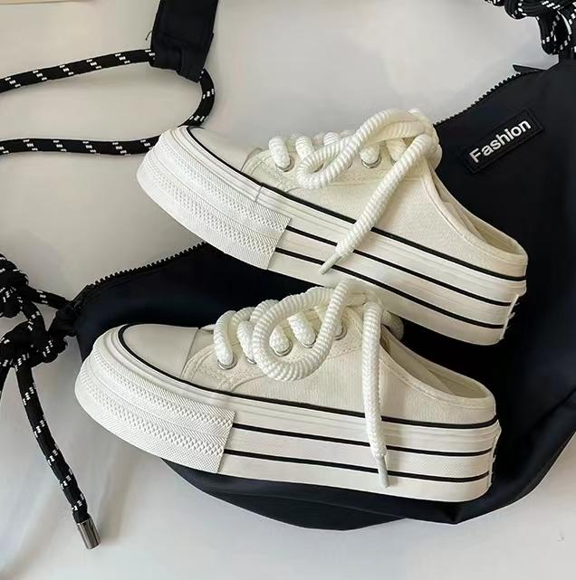 スニーカー キャンバス シューズ 黒 白 可愛い kawaii 2way スリッパ かかと無 帆布 運動靴 厚底 春シ..