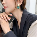 ピアス レディース ゴールド おしゃれ 個性的 マット 仕上げ バイカラー 結婚式 アクセサリー ジュエリー 耳飾り カジュアル シンプル 高級感 大人 アクセ 合金 カジュアル 大人 ワンポイント アクセント マット ブラウン レッド グリーン 女子力 インスタ映え プレゼント