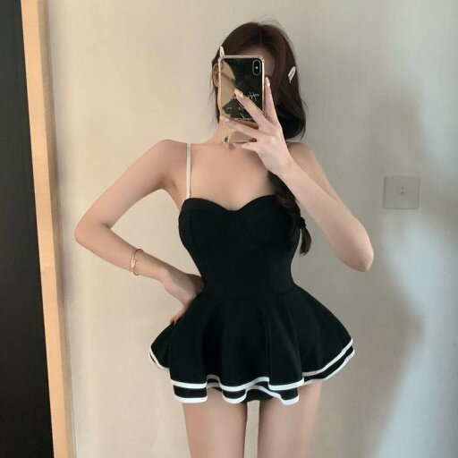 ワンピース 水着 レディース スカート 体型カバー かわいい 黒 無地 フレア おしゃれ 水着 お腹カバー お尻カバー キャミソールタイプ モノキニ 小胸 セクシー 韓国系 水着 ワンピ オールインワン モデル 写真 撮影 グラビア 衣装 M L XL 大きいサイズ 可愛い キュート ガー ワンピース 水着 レディース スカート 体型カバー かわいい 黒 無地 フレア おしゃれ 水着 お腹カバー お尻カバー キャミソールタイプ モノキニ 小胸 セクシー 韓国系 水着 ワンピ オールインワン モデル 写真 撮影 グラビア 衣装 M L XL 大きいサイズ 可愛い キュート ガー