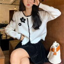 2色 長袖ニット セーター 花 フラワー ワンポイント 無地 羽織り トップス キュート ゆったり ルーズ レトロ 着回し シック きれいめ エレガント クール モテる 着痩せ レディース ワンサイズ フリーサイズ 秋 冬 オータム ウインター ホワイト ブラック 白 黒 おしゃれ