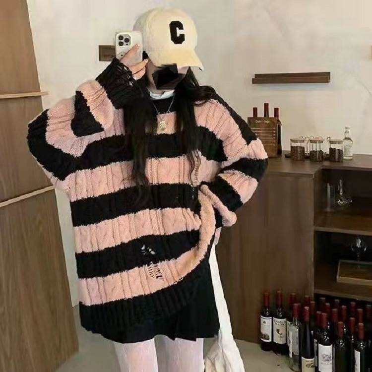 3色 長袖セーター ニット ボーダー柄 ダメージ加工 長袖 ラウンドネック トップス かわいい 大人可愛い きれいめ カジュアル おしゃれ お洒落 かっこいい ...