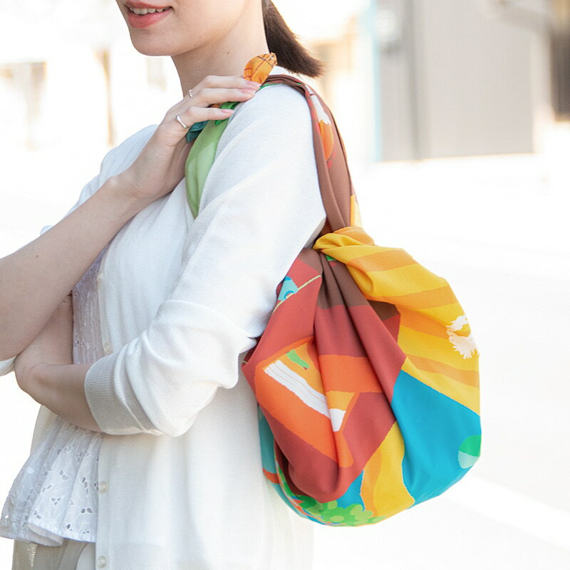 風呂敷 【メール便送料無料】　超撥水風呂敷ながれ『家でつつむ』 designed by ミヤジュンコ 　大判（96×96cm乱）【日本製　御祝　内祝　ギフト　贈り物　アウトドア　撥水　防災】