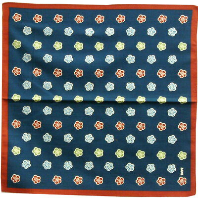 風呂敷　いせ辰　江戸千代紙綿風呂敷　尺三巾梅（紺）