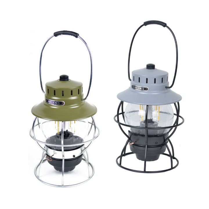 ベアボーンズ レイルロードランタン ラスト グレーのみ 売り切り！ Barebones Living Railroad Lantern LED LIV-281 LIV-282 アウトドア キャンプ 夜釣り アンティーク 充電式 防災 停電 照明 車中泊 吊り下げライト おしゃれ お洒落 明るい プレゼント ギフト 【mqe】のサムネイル