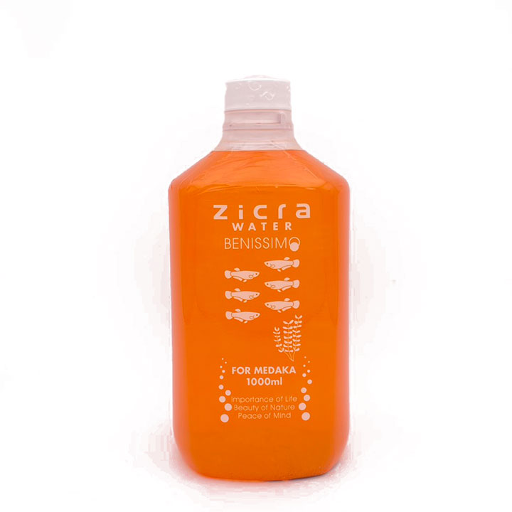 ブランド ジクラ / Zicra 商品名 ジクラウォーター ベニッシモ メダカ用 1000ml サイズ/約cm &nbsp; 高さ 横 幅 本体サイズ 20.1cm 9.6cm 8cm 商品説明 メダカの繁殖と成長を強力サポート！天然成分で水質も安定。 ろ過バクテリアに必要なミネラル豊富な「海洋性珪藻土」を主成分とし、メダカの繁殖率向上と稚魚の成長を促進します。 バクテリアの増殖・活性化を助ける成分も配合し、飼育水の劣化を防ぎます。 遠赤外線ボール入りで、水質浄化効果も期待できます。 使用方法 底面に沈殿物がたまる可能性があるため、必ずよく振ってからご使用ください。水5Lに対して10mlが基本です。 対象 メダカ ご注意点 ※当店では在庫管理システムにより複数店舗の在庫を共有しております。ご注文の殺到や、検品時の不良品発覚等により商品のご用意が出来ない場合がございますので予めご了承ください。 ※素材感や色合いの表現には個人差がありモニター環境により異なる場合がございます。 ご理解の上、ご注文をお願いいたします。