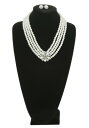 Pearl and Brooch Necklace and Earring Set | コスプレ 衣装 仮装 小道具 おもしろい イベント パーティ 発表会 デ...