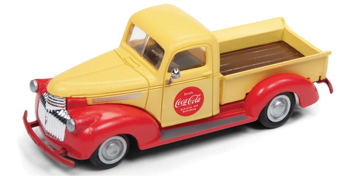 Classic Metal Works NVbN^[NX Coca-Cola 1941 Chevrolet V{[ Pickup Truck 1/87 Scale XP[ Diecast Model _CLXg ~jJ[  ߋ Mtg v[g