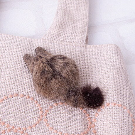 ニードルフェルトでつくる植毛入門キット　「キジトラのブローチ」　ハマナカ　Hamanaka　品番：H441-647