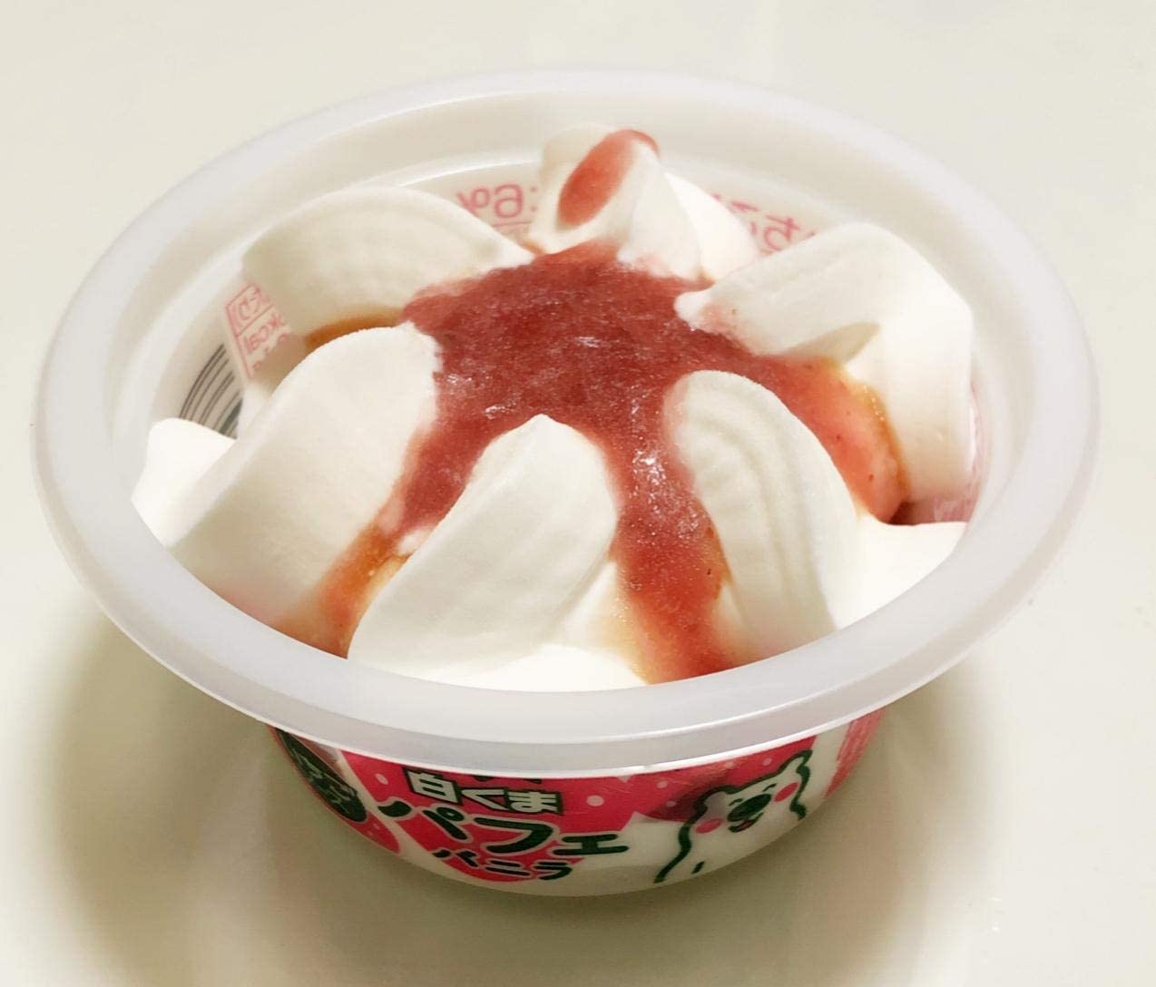 丸永製菓　九州名物　白くまパフェ　バニラ　いちごソース　24個入