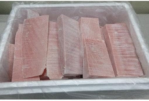 【送料無料】三崎港直送 メバチマグロ 切り落とし, 赤身・トロ 混在, 訳あり,端材詰合せ