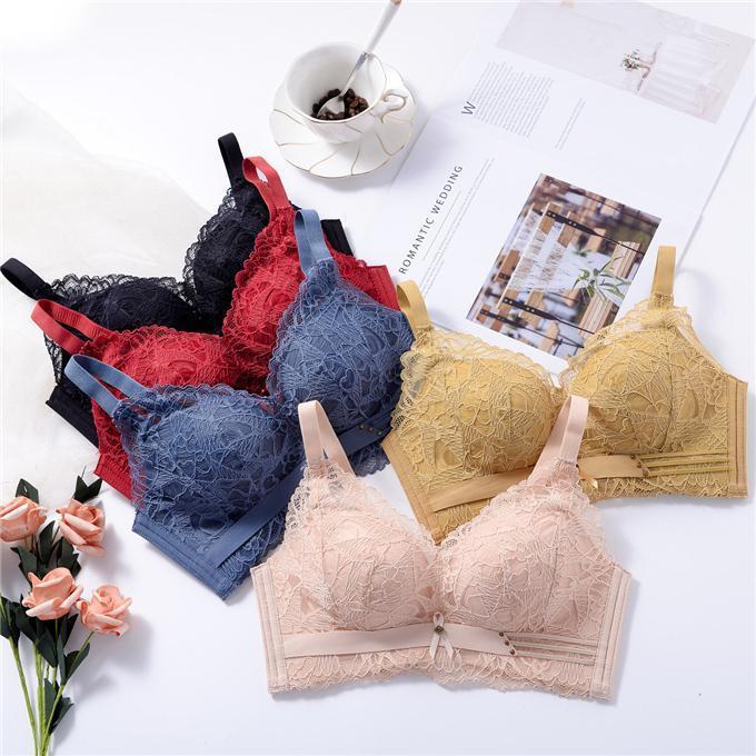 商品詳細：カラー：/ベージュ/ブルー/ワイン/イエロー/ブラックサイズ：/70AB/75AB/80AB/85AB【セット内容】ブラ+ショーツ【素材】ナイロン、ポリエステル、その他★軽やかで抜け感のあるレースが可愛い超盛り?★脇高設計で脇肉をホールドしてくれる嬉しい?★自胸で谷間復活！補正ブラ特有の「苦しい！痛い！」がなくデイリー使用しながら優しく盛れる?★脇への横流れを防止し胸を立体的に綺麗に魅せます?★胸を下から持ち上げてキープ！谷間をしっかりキープ?【キーワード】ブラセット ブラジャーセット ブラショーツセット ブラ＆ショーツセット ブラジャー＆ショーツ パンツ 上下セット 下着セット 女性用 ノンワイヤーブラジャーショーツ 透け感 シースルー シンプルレース 総レース ブラセット ブラジャー 大きいサイズ アンダ?80 ブラ レース 盛れる 盛り ブラ 超盛り 脇肉谷間 脇スッキリ 脇すっきり 総レース 補整ブラジャー 補整下着 ナイトブラ 痛くない 苦しくない レース 花柄 フラワー柄 リボン 育乳 パンツ