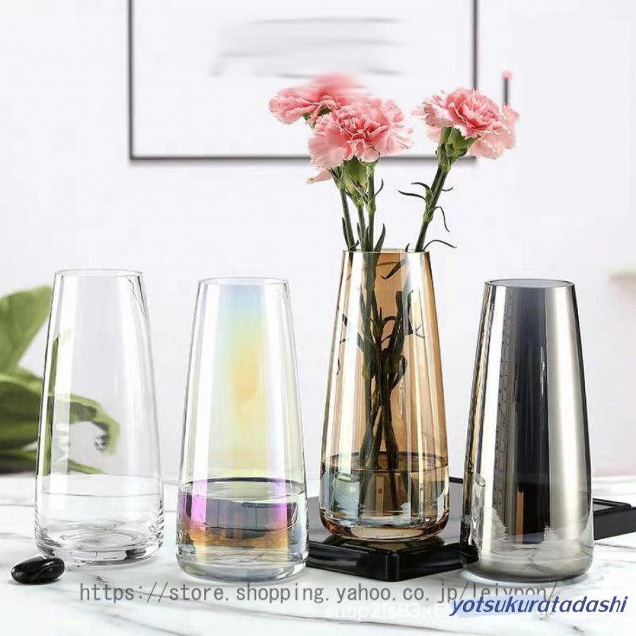 商品名: ガラス花瓶素材: ガラスサイズ：口径×底径×高さ：6.5*10*22cm（スタッフ採寸のため、若干の誤差が生じる場合がございます）場所: 窓辺、玄関、寝室、書斎などガラスボトル 水耕栽培 インテリア飾り安定感が良いでどんな花にも合...