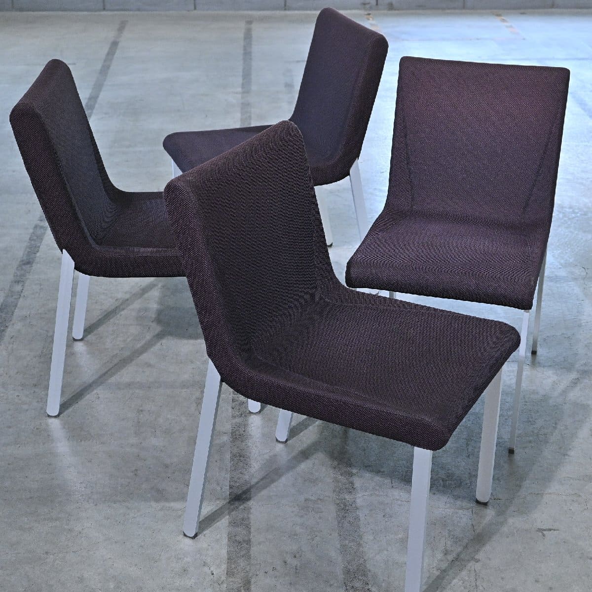 Rakuten - Cassina IXC.「BOOMERANG」チェア 4脚セット B 1人掛け リビング ダイニング サロン 待合室 オフィス カッシーナ・イクスシー ブーメラン【中古家具/中古インテリア/USED家具ユーズド家具/リサイクル】
