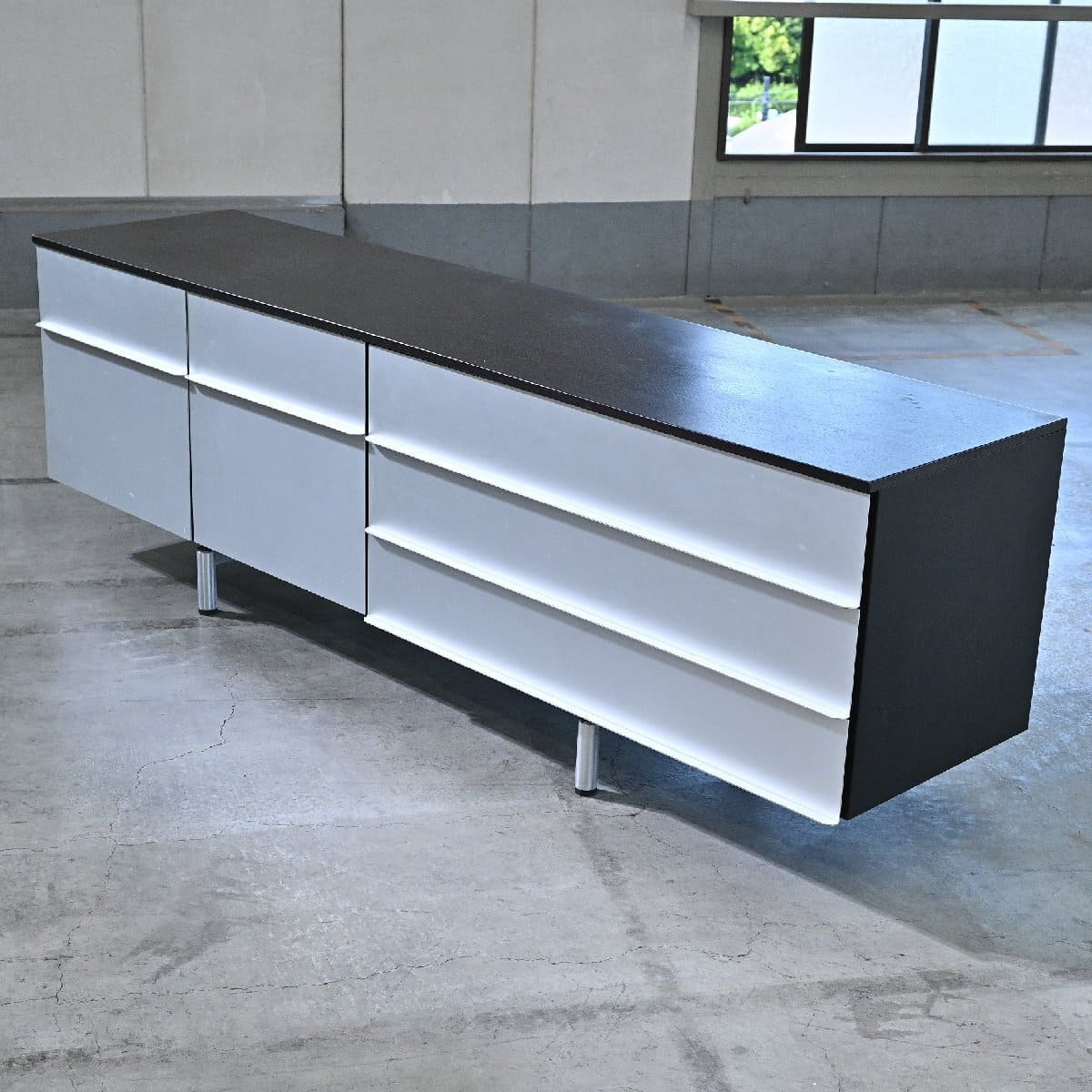De Padova 61万「SHINE/シャイン」テレビ