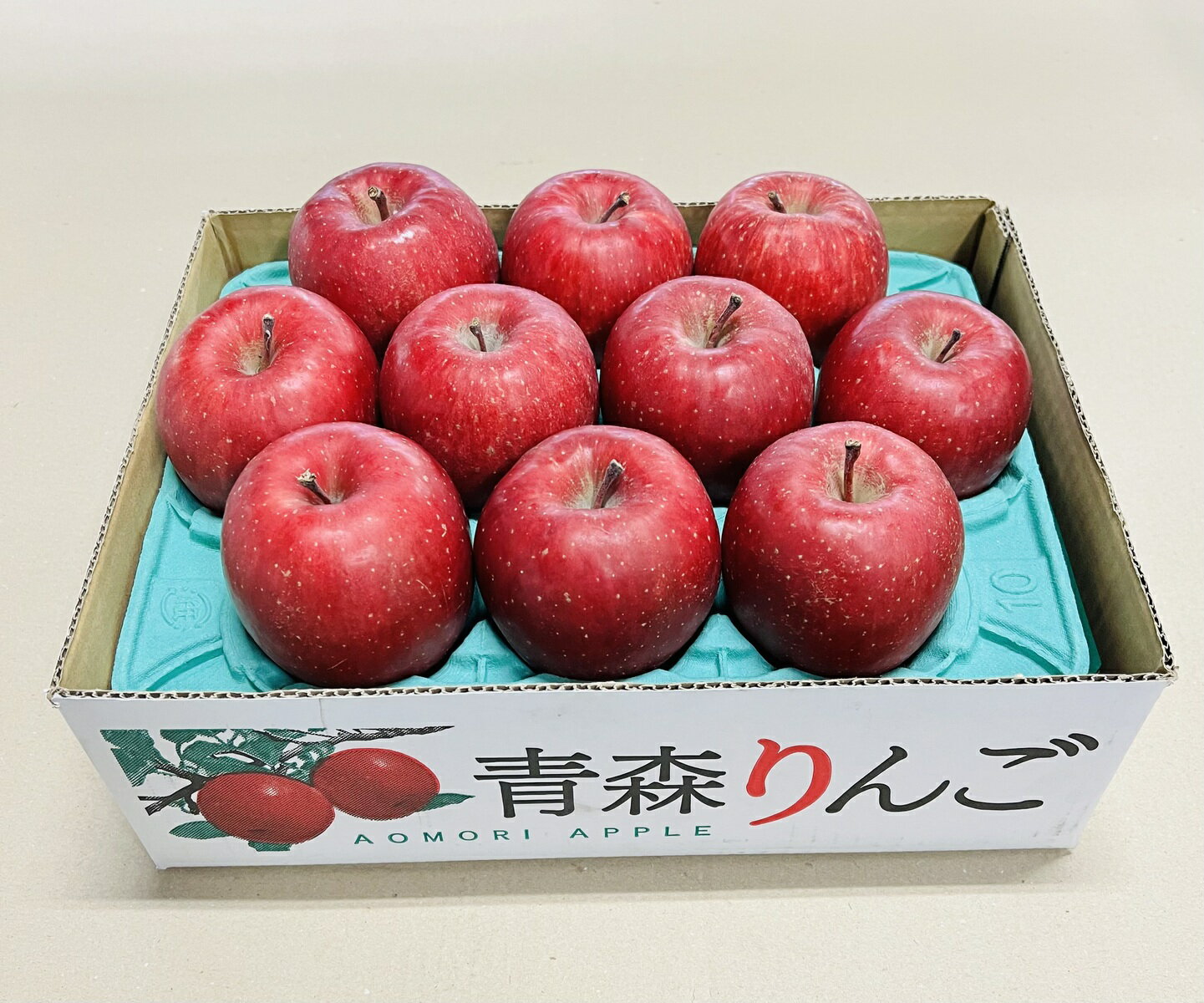 蜜入りサンふじ 【贈答用・糖度13度以上】 約3kg りんご リンゴ 青森県産 産地直送 約8〜11個入り フルーツ 大切な方への贈り物 林檎 プレゼント ギフト 贈答 糖度13度以上 蜜入り サンふじ 果物 売れ筋 リンゴ 青森りんご さんふじ 人気