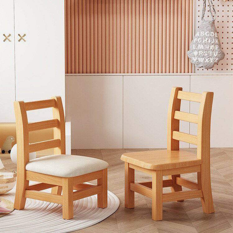 实木椅子の小さな椅子矮凳児童背もたれが诗编家庭居間のベンチの勉强いす椅子に书ボボ餐椅
