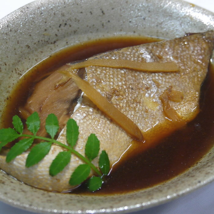 ＊こだわりのお総菜。只今は高知県産 ブリの生姜煮1切れ（パッケージは予告なく変更の場合があります）手作り　お総菜　一人用　真空パック　お弁当　レンジ ブリ 鰤 介護食 スマイルケア食