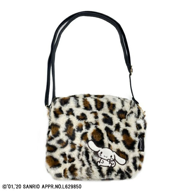 サコッシュ シナモロール ファーシナモン