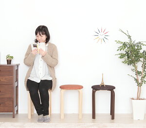 【5脚セット】「PASELIパセリ」布張り木製スツール布製座面ファブリック省スペーススタッキングスツール丸椅子積み重ねできるコンパクト丸イスブラックグリーンオレンジ受付や店舗にも北欧シンプルナチュラルモダンおしゃれ40-54140-542【送料無料】