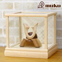 五月人形 木製兜飾り 木製 無垢材の兜 muku (むく) 立体大鍬形 ホワイトオーク材 市松文様バック ガラスケース飾り GOWD-MWM-N-FO01 20...