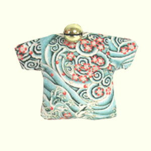 乐天商城 - ●桜吹雪●携帯ストラップ(ハッピーホルダー)[携帯クリーナー付:裏面の布で携帯画面の汚れが拭き取れます]