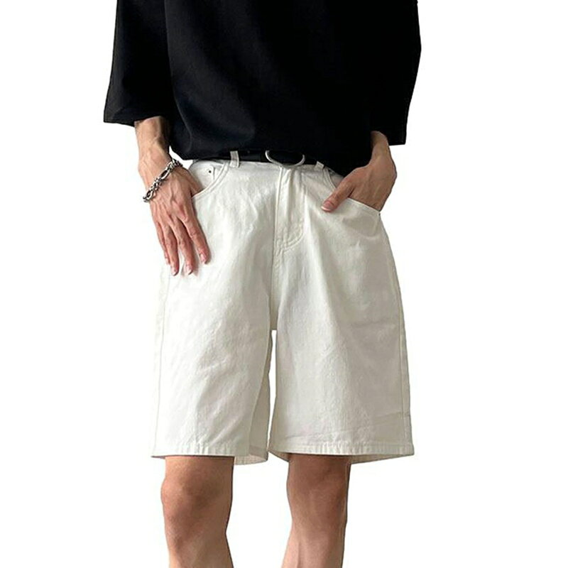 　　　 ◆◇◆売れている秘密◆◇◆ 定番デザインのストレートデニムは男らしく少しゆるめのシルエットが特長で、全体的に施された本格的なウォッシュ/ブリーチ加工がポイントで合わせ易さも抜群！所々に入った緻密なステッチ使いがアクセントとして格好良くどの角度から見てもオシャレ。キレカジ/ゆるカジStyleまでOKなパンツはオールマイティーに使えるデザインでスニーカー/ブーツ等どんなStyleにも合うので重宝しますね。 ゆったりとした雰囲気を演出してくれるルーズストレートシルエットのジーンズで、定番のアイテムにワンウォッシュ加工を施すことで、デザインに個性をプラスしました。 シルエットは腰周りから裾に向かってストンと落ちるワイドストレート型となっています。男っぽい雰囲気を存分に楽しめる1本です。 流行の細身シルエットを徹底的に追求します。すっきりとした細身のタイトなシルエットで幅広いコーディネートに使えるおすすめアイテムです。 夏の超便利トレンドアイテムになっているデニムハーフパンツが登場。 爽やかで明るい印象を与え、長すぎず、短すぎない丈感が人気で、 この暑い夏に最適！ 通気性が優れ、動きやすく、夏のオシャレが満喫でき、使い勝手が抜群！ カジュアル感が溢れ、若々しさを演出し、履き心地も快適。 かっこよくてオシャレで合わせやすい7分丈のバギーパンツ。 　　　◆◇◆注意事項◆◇◆ご覧のモニターの環境、撮影環境により実物と色味が異なって見える場合がございます。湿った状態で他のものと擦り合わせると色が移る恐れがあります。濃色品の洗濯時は、白色、淡色と分けて洗ってください。説明 ◆ようこそいらっしゃいませい◆ ※【サイズ】サイズ表はの画像の部分をご確認ください。 サイズは平置きメジャーでの採寸になりますので1-3cmの誤差が生じる場合が御座います。予めご了承をお願い致します。 【S】：オススメ身長：150-165cm、オススメ体重：40-50kg 【M】：オススメ身長：160-165cm、オススメ体重：50-60kg 【L】：オススメ身長：160-170cm、オススメ体重：60-65kg 【XL】：オススメ身長：170-175cm、オススメ体重：65-70kg 【2XL】：オススメ身長：175-180cm、オススメ体重：70-80kg 【3XL】：オススメ身長：175-185cm、オススメ体重：80-90kg 【4XL】：オススメ身長：180cm-185cm　オススメ体重：85-105kg 【5XL】：オススメ身長：185cm-190cm　オススメ体重：85-105kg 【Fashion】 ◆機能面を活かしてレジャーシーンまで着回し可能です。性別や年齢問わず、10代 20代 30代 40代 50代 60代など幅広層の方にお使い頂けます。 ◆柔らかい生地は肌触りが良く、優れた通気性、発汗性を持ち、着心地の良さも抜群。日常に爽やかに着られて、様々なコーディネイトに適応できます。 ◆おしゃれなデザイン、スポーツはもちろん、ダンス衣装または日常着として、ファション感とスタイルの良い一着です。スケートボード、ストリートダンス、ラップ、ヒップホップなど、いろいろなシーンで大活躍。 【Styling】 ◆トップスにはTシャツやパーカー、トレーナーやセーターなどシンプルでも簡単にコーディネートが決まります。 ◆どんな体型の方にも合わせやすく、履くだけでさらっとこなれ感のある雰囲気に魅せてくるマストアイテム。あらゆるコーディネーションにできる快適パンツ。 ◆柔らかい布地で肌触りがよく、肌に不快感を与えません。ファッションのデザインは決して失望させません。当節のホットアイテムです。 【洗濯機可】 ◆濃色の服は色移りの可能性がありますので他の物とのお洗濯はお避け下さい。漂白できません。タンブル乾燥禁止です。アイロンは使えません。 ・【注意事項】 採寸は商品を平置きにし、直線で計測しております。可能な限り正確に計測に努めておりますが、同サイズでも縫製や素材の違いにより個体差が生じる事がございます。 数センチの誤差は予めご了承ください。機械による生産過程におきまして、どうしても生地を織る際の糸の綱ぎ目や多少のホツレなどが生じている場合がございますので、ご了承ください。 サイトに掲載されている商品は、お客様のお使いのモニターにより、実際のものと素材感・色が 若干異なって見える場合がございますので、ご了承ください。 ※商品についてご不明な点がございましたら、お問い合わせください。 24時間対応のプロのアフターサービスカスタマーサービススペシャリストが、高品質のカスタマーサービスを提供します。