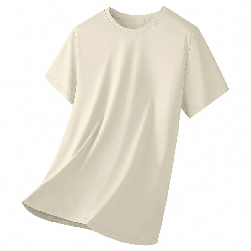 　　　 ◆◇◆売れている秘密◆◇◆ 【メンズ tシャツ】さらっとした肌触りと上品な艶感が魅力のメンズ半袖tシャツです。体型を程よくカバーするスマートなレギュラーフィット設計で、1枚での着用はもちろん、ジャケットのインナーとしてもすっきりと決まります。シンプルで洗練された無地デザインは、大人のデイリーコーデに欠かせない定番アイテムです。 【クルーネック 半袖】首元をすっきりと見せる定番のクルーネックデザインを採用したカットソーです。ヨレにくい丁寧なネックライン仕様で、毎日の着用や洗濯でも美しいシルエットをキープします。カジュアルなデニムパンツからきれいめのスラックスまで、どんなボトムスともバランスよくマッチする仕上がりです。 【なめらか素材】しっとりとなめらかなドレープ感のあるレーヨン・コットン混紡系のブレンド生地を使用しています。肌すべりが良く、汗ばむ季節でもベタつきにくい軽やかな着心地を実現しました。独特の美しい光沢感とクリーンな表情が、大人のカジュアルスタイルをに格上げしてくれます。 【着痩せ 体型カバー】身体のラインを拾いすぎない程よいゆとりを持たせたシルエットで、自然な体型カバーと着痩せ効果を両立します。大きいサイズ（Mから4XLまで）を幅広く展開しており、体型に合わせてスマートな着こなしをお選びいただけます。窮屈感のないストレスフリーな着用感で旅行やレジャーにもです。 【幅広いコーディネート】ブラック、ホワイト、グレー、アプリコット、ブラウン、グリーンの豊富なカラーバリエーションで、オフィスカジュアルから休日のお出かけ、旅行まで多彩なシーンに活躍します。シンプルながらも洗練された佇まいで、春夏のメインアウターとしてはもちろん、秋冬のレイヤードインナーとしても重宝します。 　　　◆◇◆注意事項◆◇◆ご覧のモニターの環境、撮影環境により実物と色味が異なって見える場合がございます。湿った状態で他のものと擦り合わせると色が移る恐れがあります。濃色品の洗濯時は、白色、淡色と分けて洗ってください。説明 -