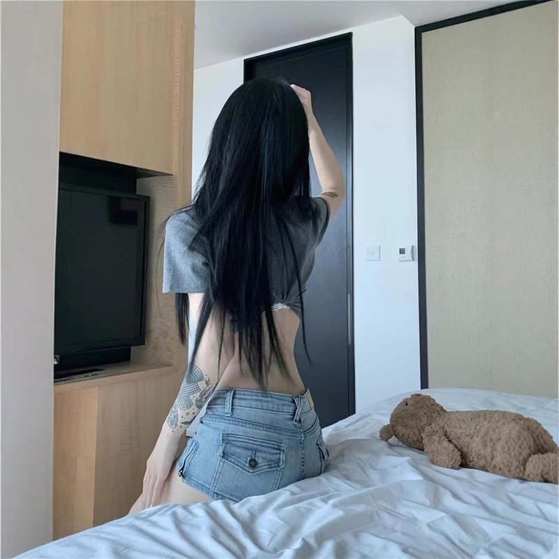 マルヤ物流サービスのショートパンツ レディース デニム ホットパンツ セクシー サイドジッパー スリット 美脚 脚長 ストレッチ ジーパン 短パン ビーチ 海 ダンス フェス 夏 春 カジュアル 高見え こなれ感 ボトム｜アングル3