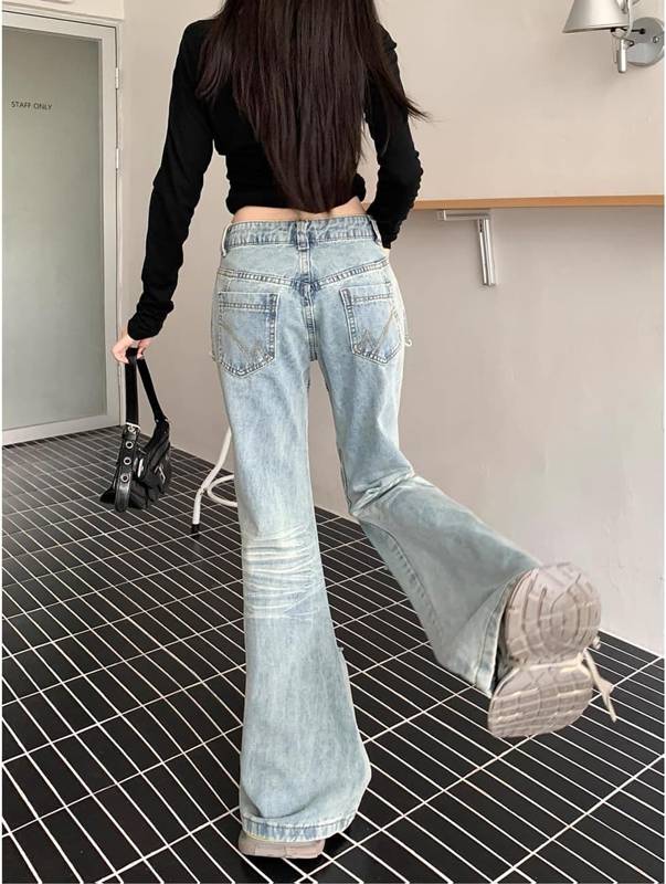 マルヤ物流サービスのダメージデニムパンツ レディース ローライズ ベルボトム レトロ クラッシュ加工 ドッキングデザイン ウォッシュド ストリート系 Y2K ギャル 脚長効果 個性派 抜け感 着痩せ 水色｜アングル3