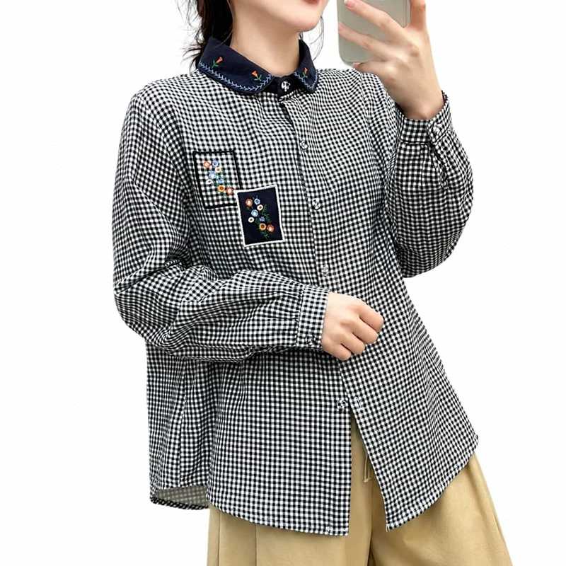 レディース ブラウス 長袖 体型カバー レトロ シャツ 丸襟 刺繍入り チェック柄 カジュアル 襟付き トップス 秋 春 ゆったり 大きいサイズ おしゃれ 普段着 通学 通勤 可愛い ナチュラル ギン