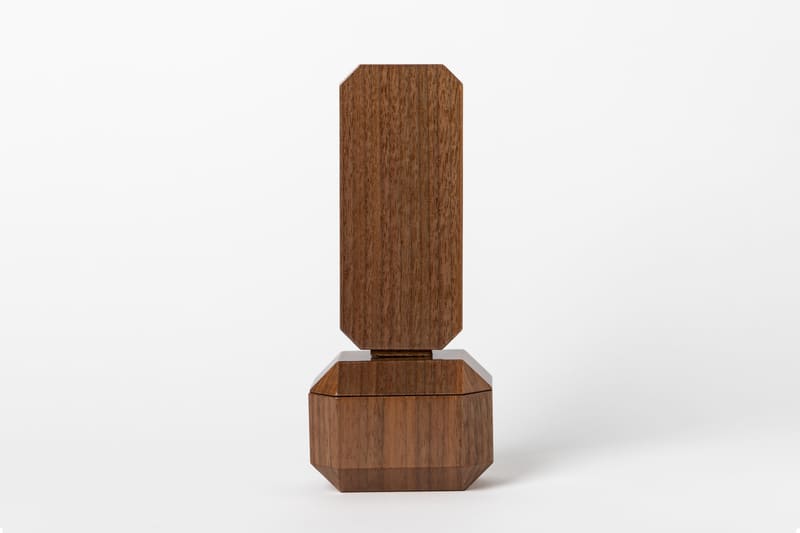 国産位牌 ステラ（ウォールナット）遺品入れ付き 高さ176mm 【1名様名入れ付き】/ 彫文字・書き文字 戒名入れ 戒名 モダン位牌 名入れ無料 お彼岸 お盆 迎え火