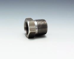 【高圧用の鍛鋼製ねじ込み継手です。】●高圧用の鍛鋼製ねじ込み継手です。【材質】●材質・肉厚：S25C、Sch80詳細情報・スペック接続ネジ(R×Rc)：1/4×1/8HEX：17